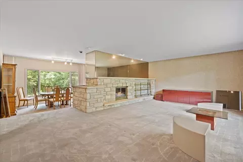 Living - 824 Willow St, Brainerd, MN 56401 photo 2 of 3