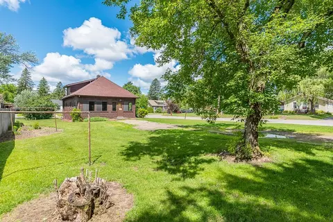 Exterior - 1303 S 8th St, Brainerd, MN 56401 photo 14 of 18