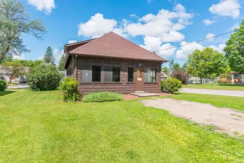 Exterior - 1303 S 8th St, Brainerd, MN 56401 photo 3 of 18