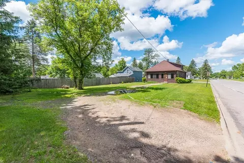 Exterior - 1303 S 8th St, Brainerd, MN 56401 photo 11 of 18