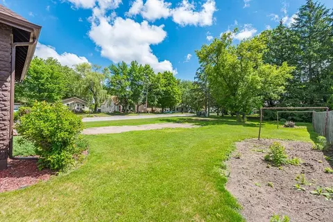 Exterior - 1303 S 8th St, Brainerd, MN 56401 photo 16 of 18