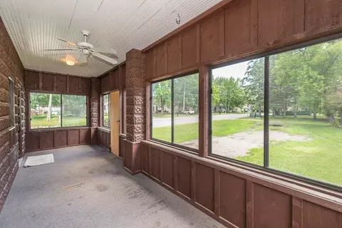 Exterior - 1303 S 8th St, Brainerd, MN 56401 photo 8 of 18