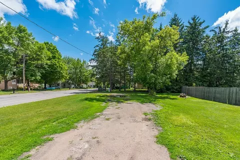 Exterior - 1303 S 8th St, Brainerd, MN 56401 photo 15 of 18
