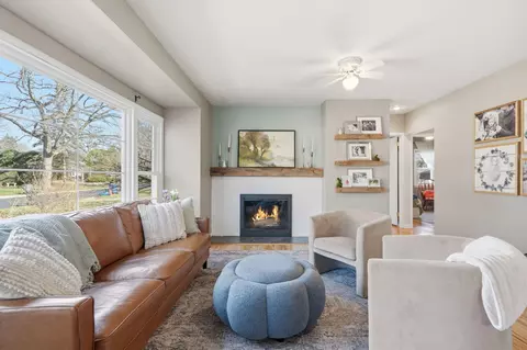 3330 Major Ave N, Golden Valley, MN 55422