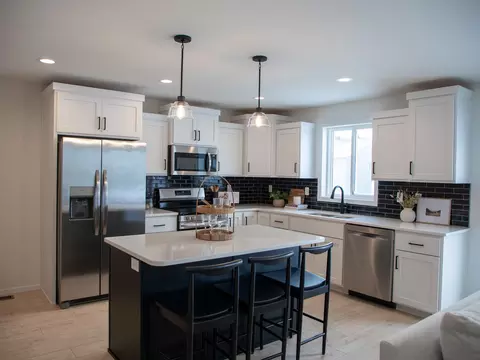 Kitchen - 7901 Lost River Rd, Horace, ND 58047 photo 1 of 6