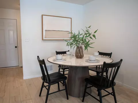 Dining - 7901 Lost River Rd, Horace, ND 58047 photo 2 of 2