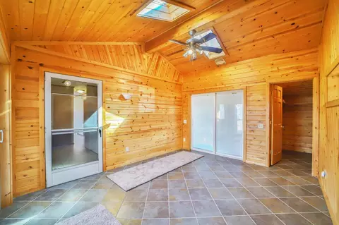 Entry Way - 18352 Johnson Rd, Brainerd, MN 56401 photo 2 of 2