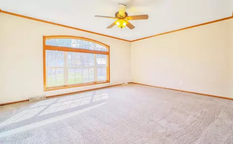 Living - 18352 Johnson Rd, Brainerd, MN 56401 photo 11 of 11