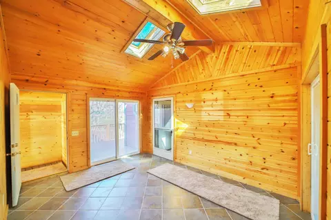 Entry Way - 18352 Johnson Rd, Brainerd, MN 56401 photo 1 of 2