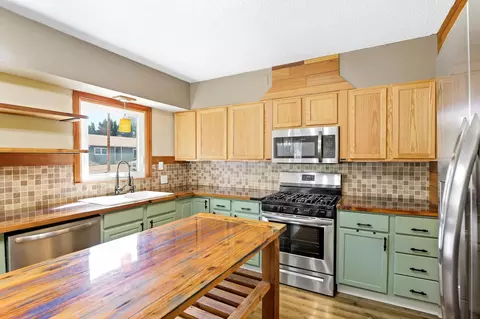 Kitchen - 228 5th Ave NE, Faribault, MN 55021 photo 3 of 6