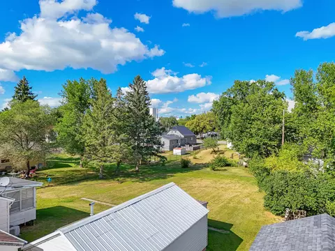 View/Area - 525 3rd St SE, Perham, MN 56573 photo 2 of 5