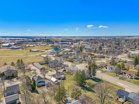 View/Area - 525 3rd St SE, Perham, MN 56573 photo 6 of 6
