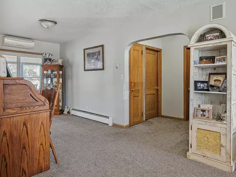 Entry Way - 525 3rd St SE, Perham, MN 56573 photo 2 of 3