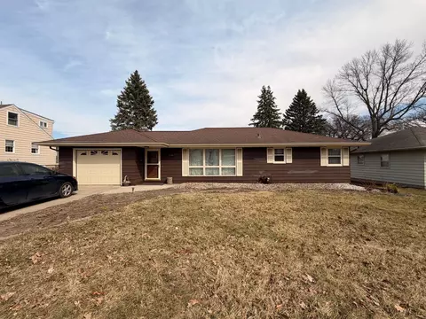 1306 Marie Ave, Albert Lea, MN 56007