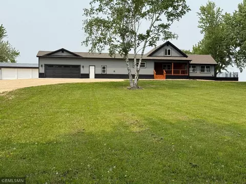 1616 130 Ave, New Richmond, WI 54017