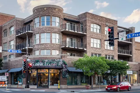 5000 France Ave S #41, Edina, MN 55410