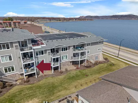 1215 N Lakeshore Dr #205, Lake City, MN 55041