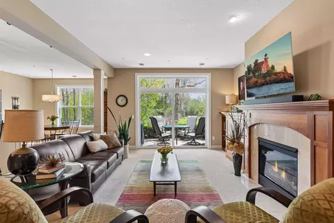 10837 S Shore Dr, Plymouth, MN 55441