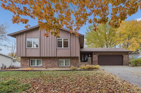 20856 Iran Ave, Lakeville, MN 55044