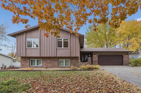 20856 Iran Ave, Lakeville, MN 55044