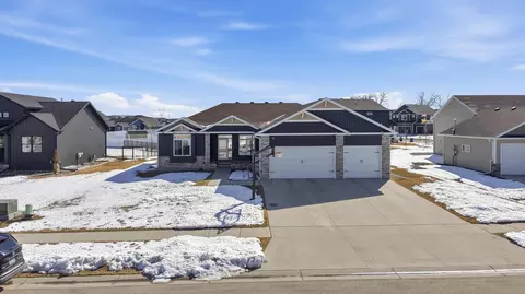 4209 Bristlecone Loop S, Fargo, ND 58104 photo 41