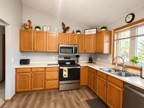 Kitchen - 13 Riverside Rd, Morris, MN 56267 photo 1 of 6