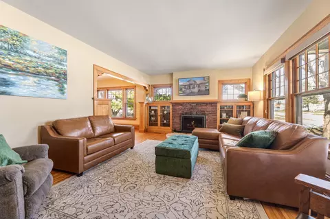Living - 300 5th St SW, Plainview, MN 55964 photo 1 of 2