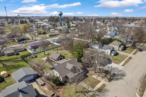 View/Area - 300 5th St SW, Plainview, MN 55964 photo 1 of 4