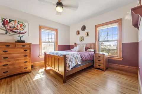 Bedroom - 300 5th St SW, Plainview, MN 55964 photo 1 of 3