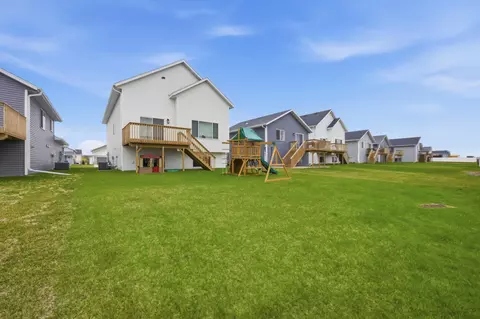 Exterior - 6862 Thomas St, Horace, ND 58047 photo 4 of 7