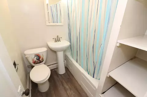 Bath - 609 3rd St N, Fargo, ND 58102 photo 2 of 4