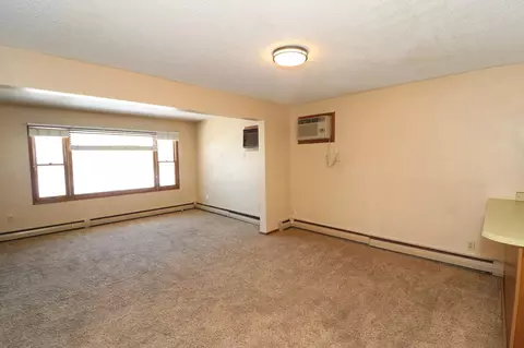 Living - 609 3rd St N, Fargo, ND 58102 photo 3 of 7
