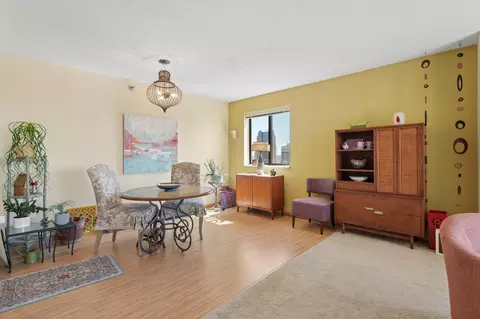 Dining - 78 10th St E #2702, Saint Paul, MN 55101 photo 1 of 3