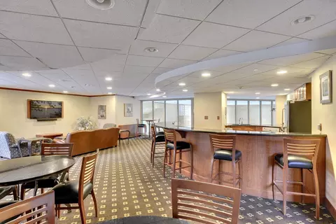 Dining - 78 10th St E #2702, Saint Paul, MN 55101 photo 3 of 3