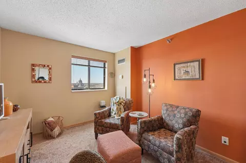 Living - 78 10th St E #2702, Saint Paul, MN 55101 photo 6 of 7