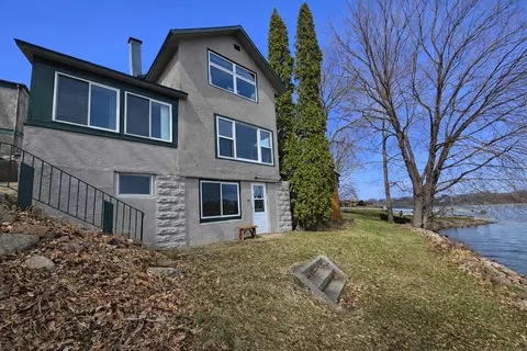 Exterior - 632 E Park Ave, Albert Lea, MN 56007 photo 6 of 8