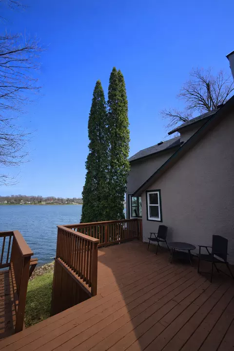 Exterior - 632 E Park Ave, Albert Lea, MN 56007 photo 3 of 8