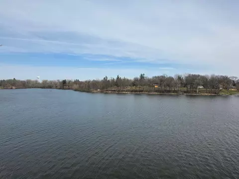 View/Area - 632 E Park Ave, Albert Lea, MN 56007 photo 3 of 4