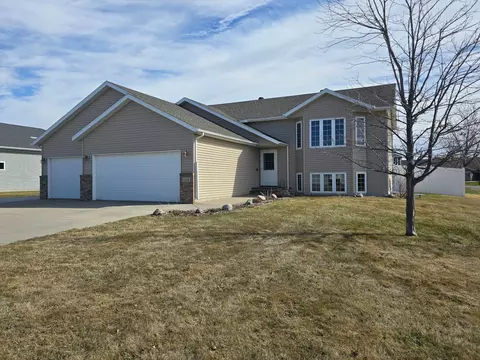 1101 4th Ave NE, Dilworth, MN 56529