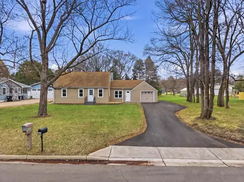 8781 Griggs Ave, Circle Pines, MN 55014