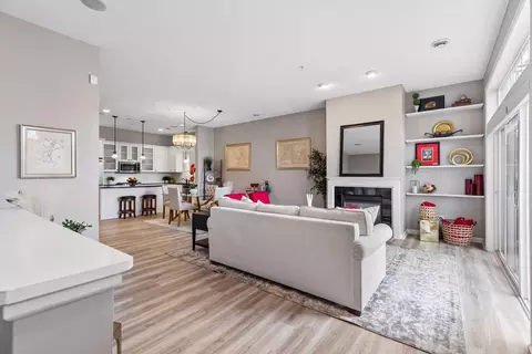 1589 Niles Ave #6, Saint Paul, MN 55116