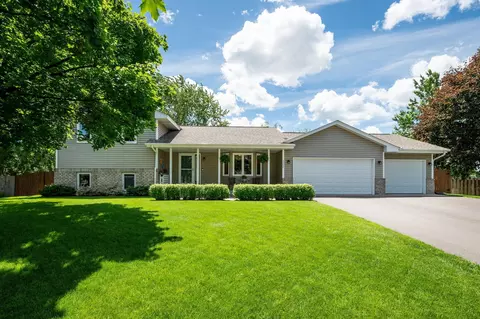 3352 132nd Cir NW, Coon Rapids, MN 55448