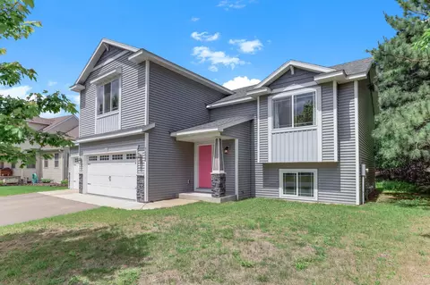 1522 35th Ave SW, Cambridge, MN 55008