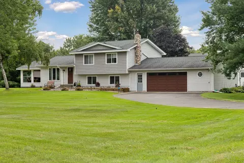 24963 Fallbrook Ave, Forest Lake, MN 55025