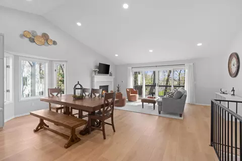 Dining - 5465 Gideons Ln, Excelsior, MN 55331 photo 1 of 1