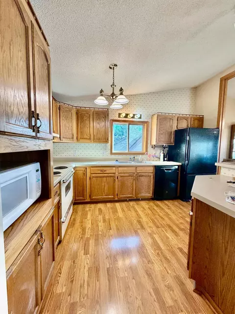 Kitchen - 52 Deer Path Rd, Tracy, MN 56175 photo 3 of 3