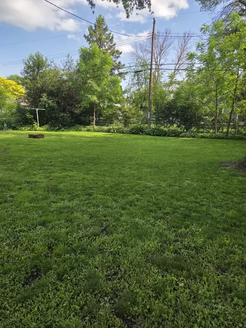 1213 Home Pl, Faribault, MN 55021 photo 3