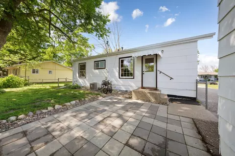 Exterior - 1213 Home Pl, Faribault, MN 55021 photo 3 of 5