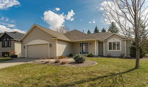 2519 Mayowood Ln SW, Rochester, MN 55902