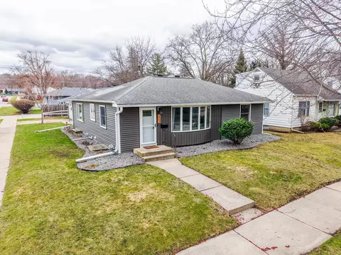 1412 9th Ave NE, Rochester, MN 55906